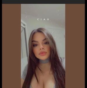 Meet your Posher, Ana